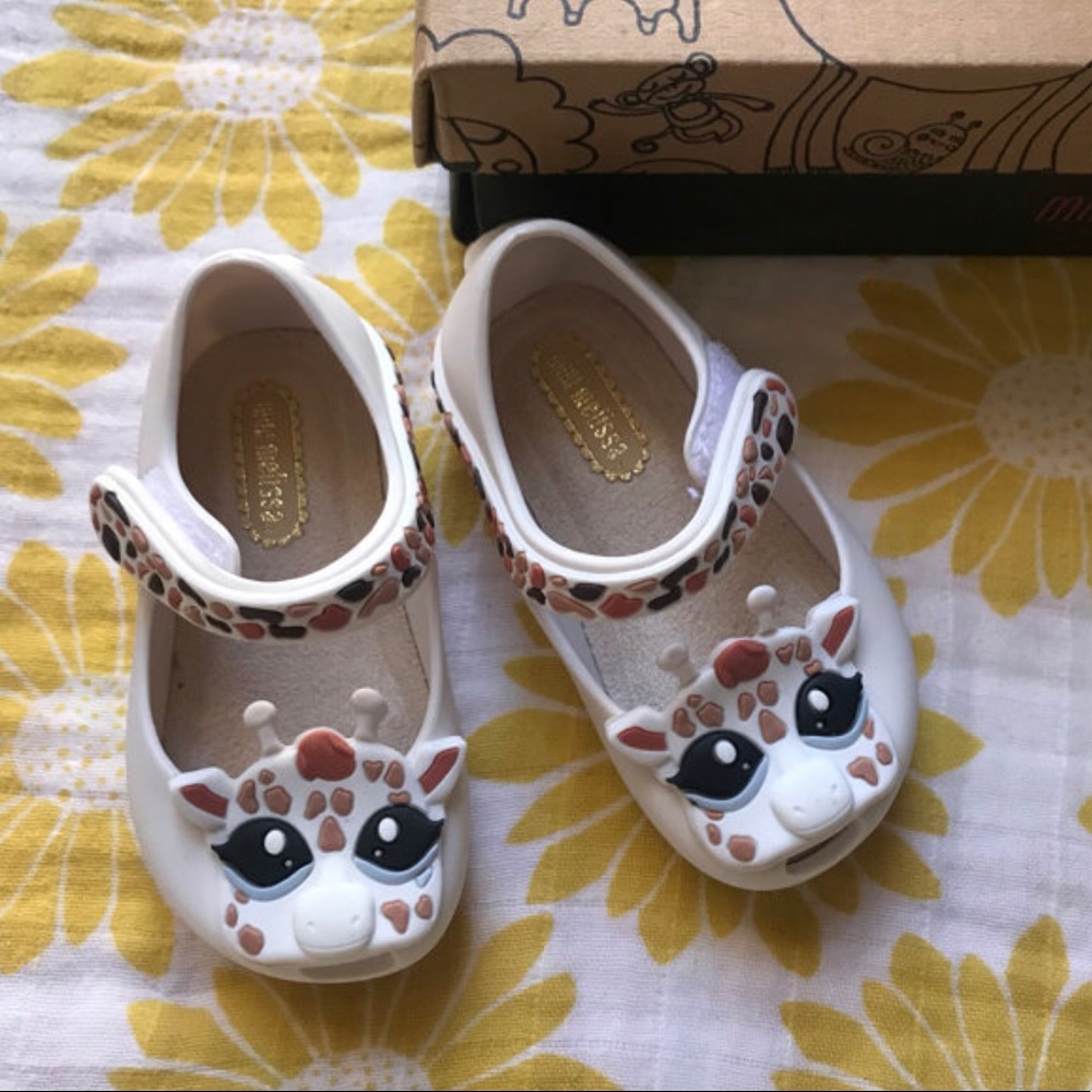 NWT Mini Melissa Giraffe shoes